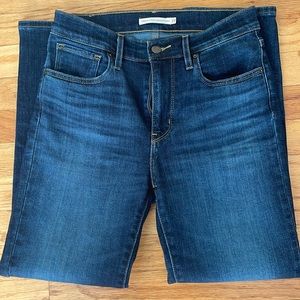 Levi’s High Rise Straight Crop 27